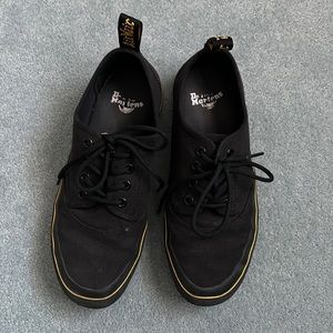 Doc Martens Canvas sneakers